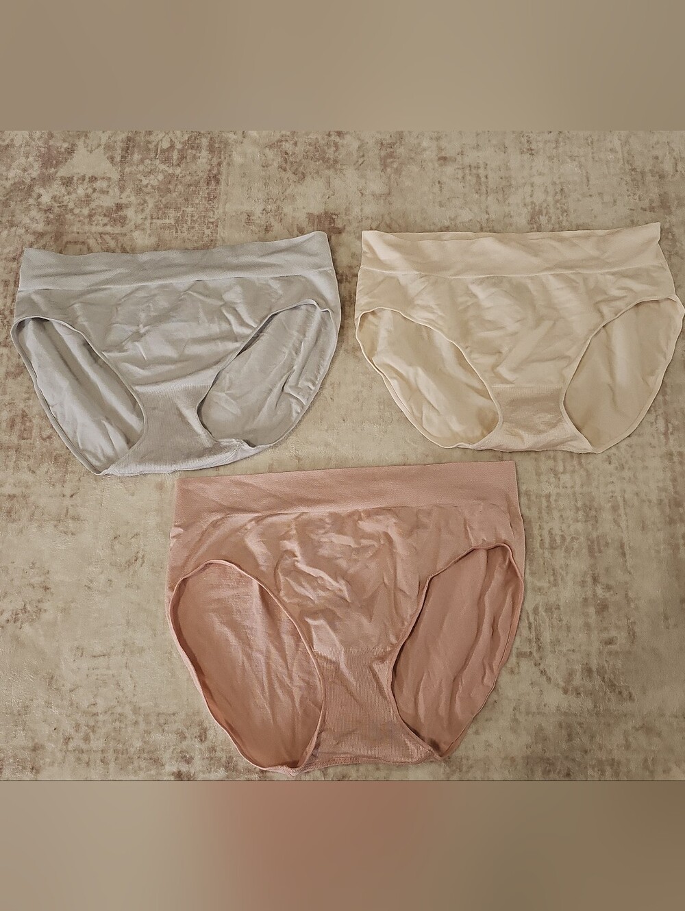 NWOT Women’s Seamless High-Waist Briefs - Set of 3 (Blush, Cream, Light Gray)